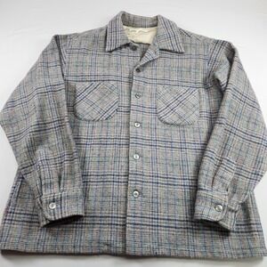 Vintage 60s Amana Woolen Mill Wool Overshirt Jacket Plaid Flannel USA Size L